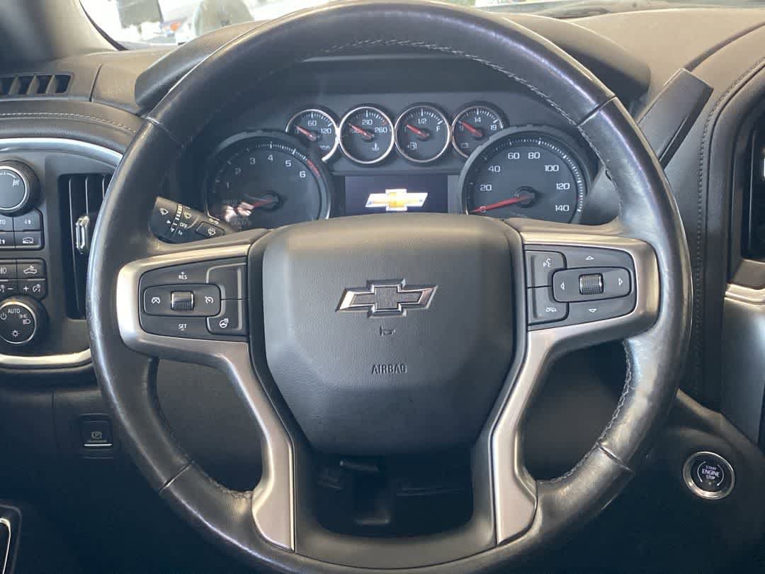 Thumbnail: 2019 Chevrolet Silverado 1500 - 17
