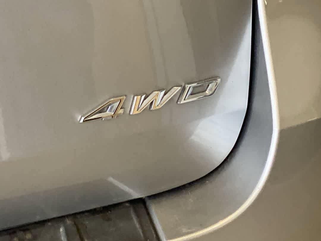 Thumbnail: 2022 Ford Explorer - 12