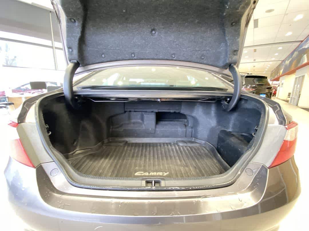 Thumbnail: 2017 Toyota Camry - 26