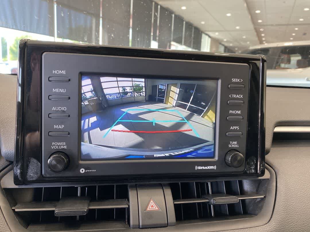 Thumbnail: 2022 Toyota RAV4 - 19