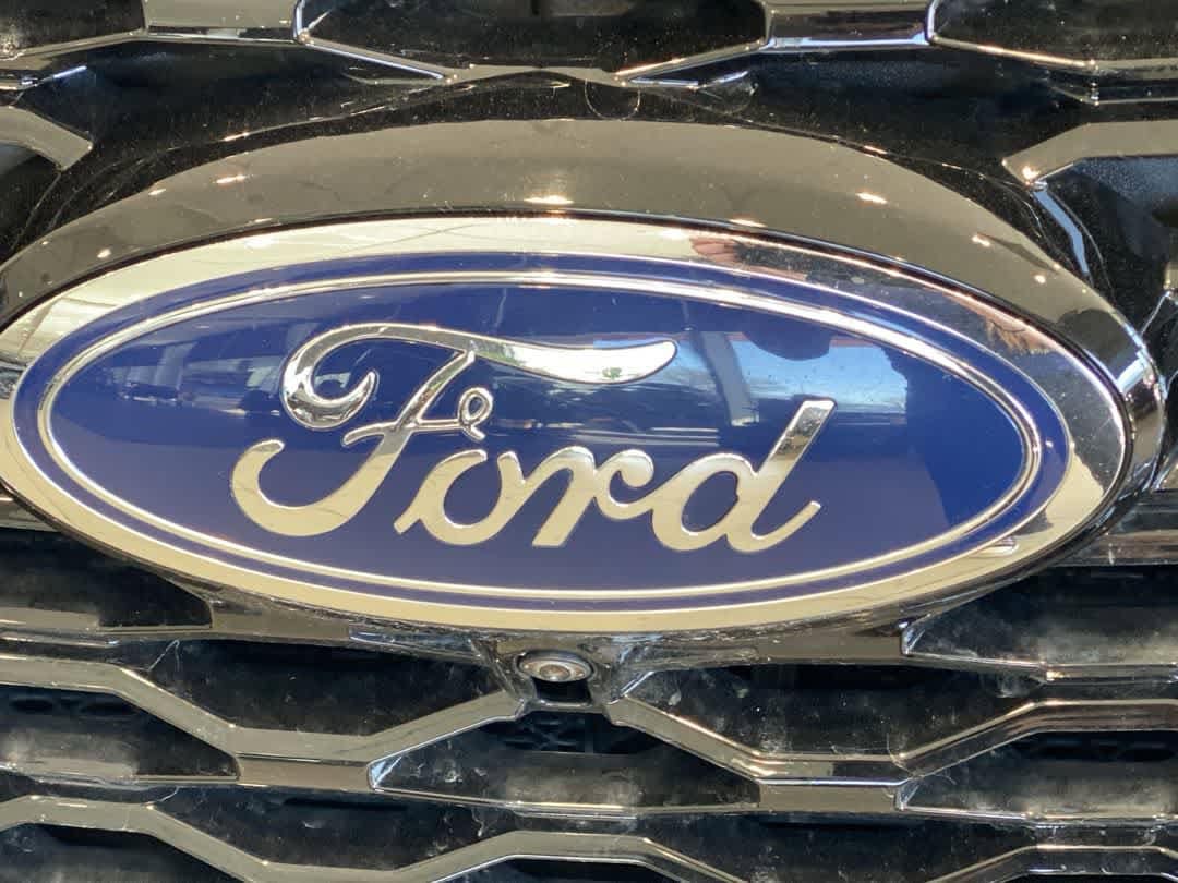 Thumbnail: 2023 Ford Explorer - 10