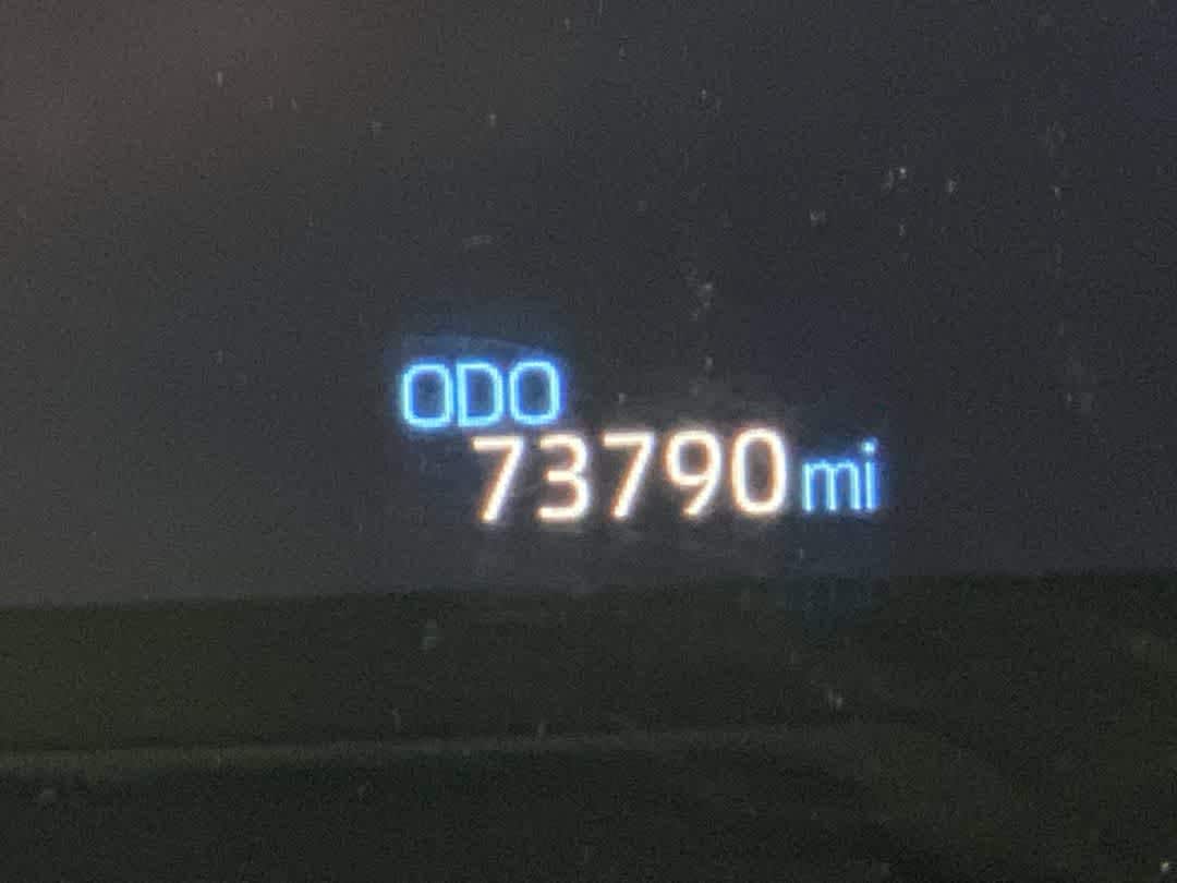 Thumbnail: 2021 Toyota RAV4 - 18