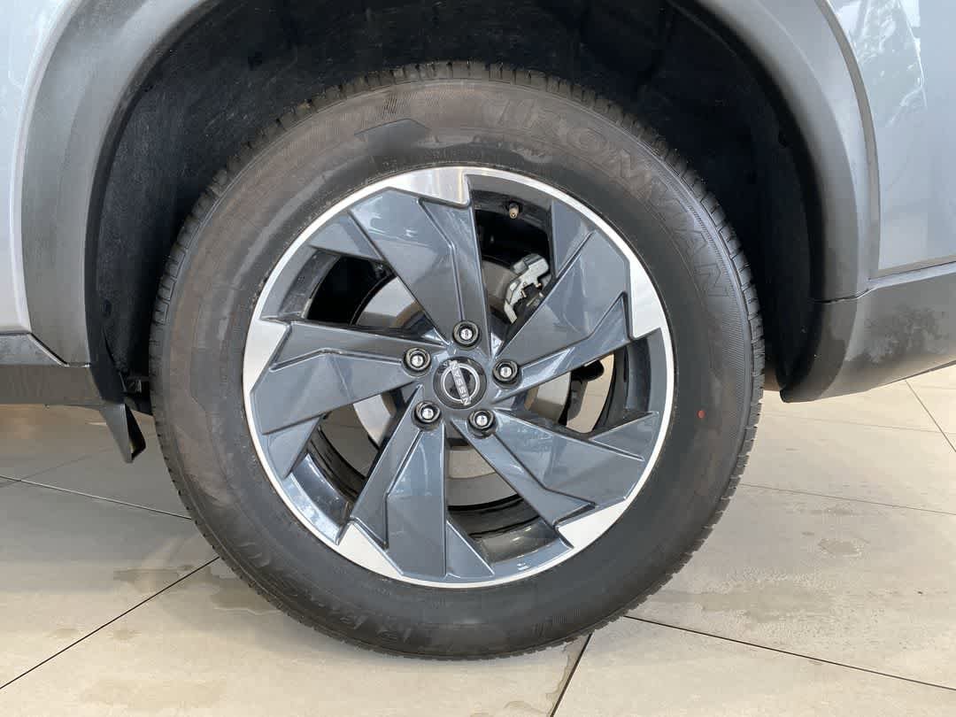 Thumbnail: 2024 Nissan Rogue - 12
