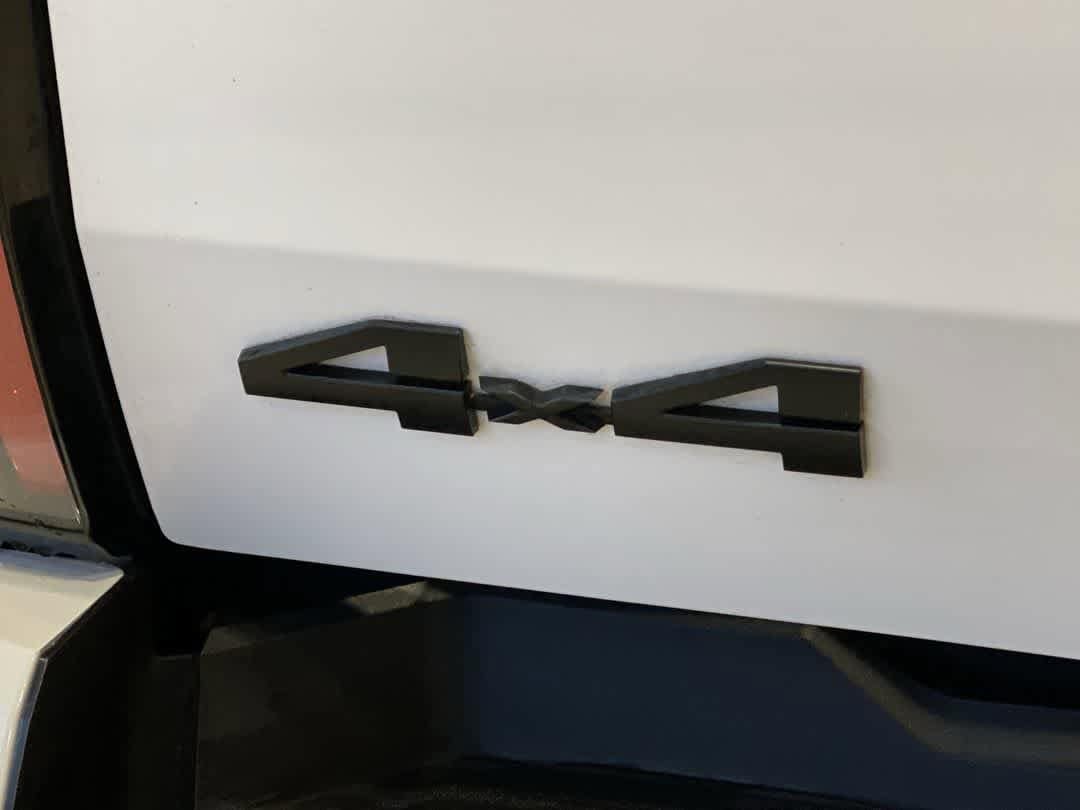 Thumbnail: 2025 Toyota Tundra - 11