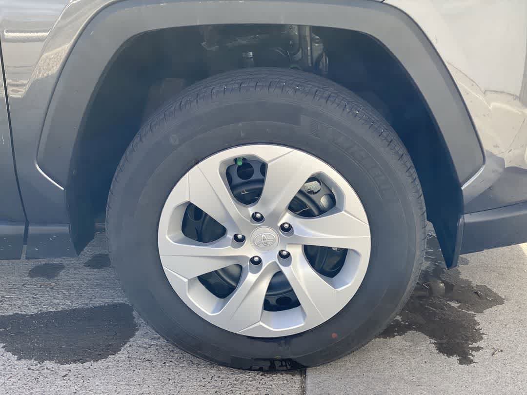 Thumbnail: 2025 Toyota RAV4 - 13