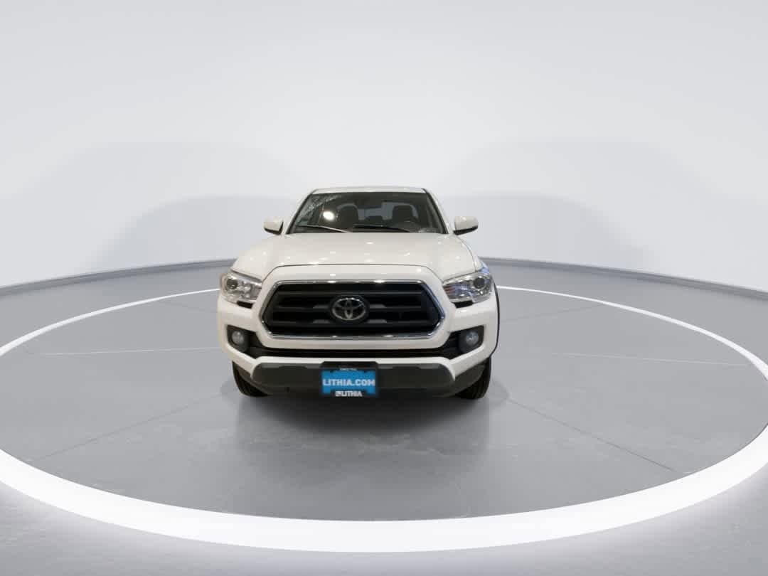 Thumbnail: 2022 Toyota Tacoma - 3