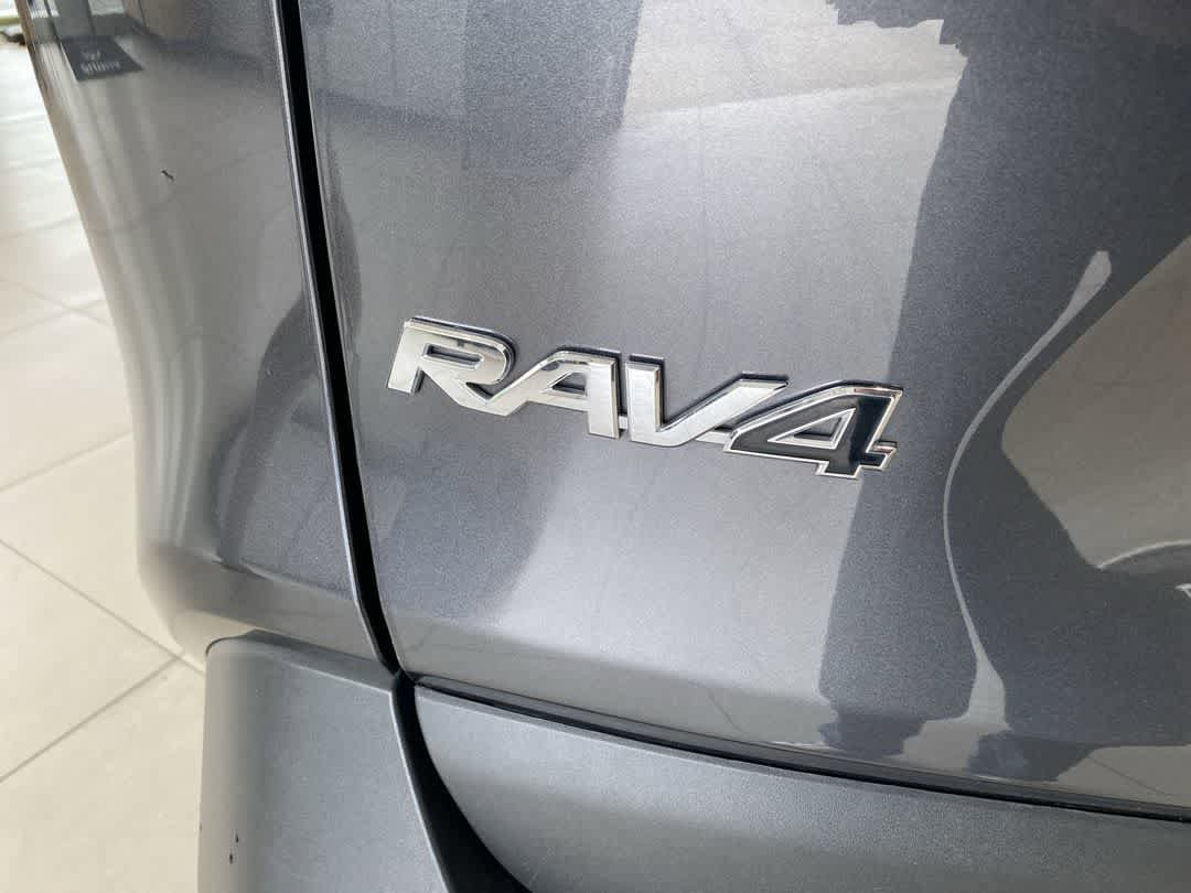 Thumbnail: 2024 Toyota RAV4 - 10