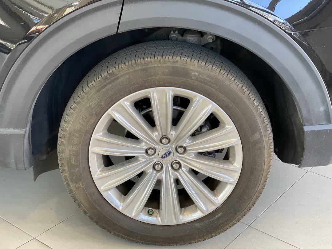 Thumbnail: 2020 Ford Explorer - 13