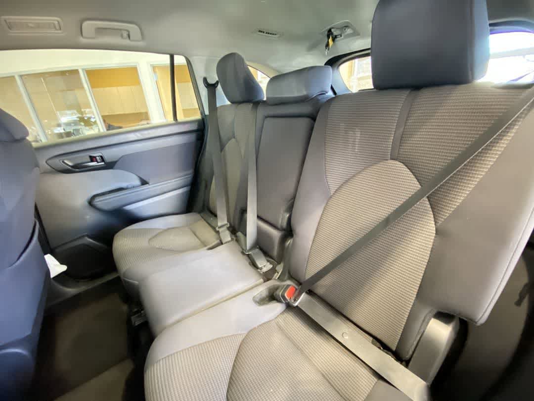 Thumbnail: 2024 Toyota Highlander - 24