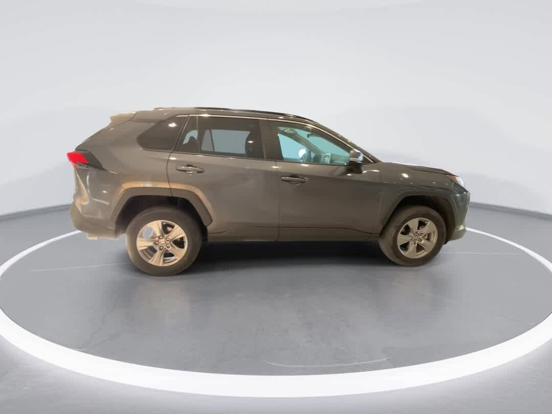 Thumbnail: 2025 Toyota RAV4 - 9