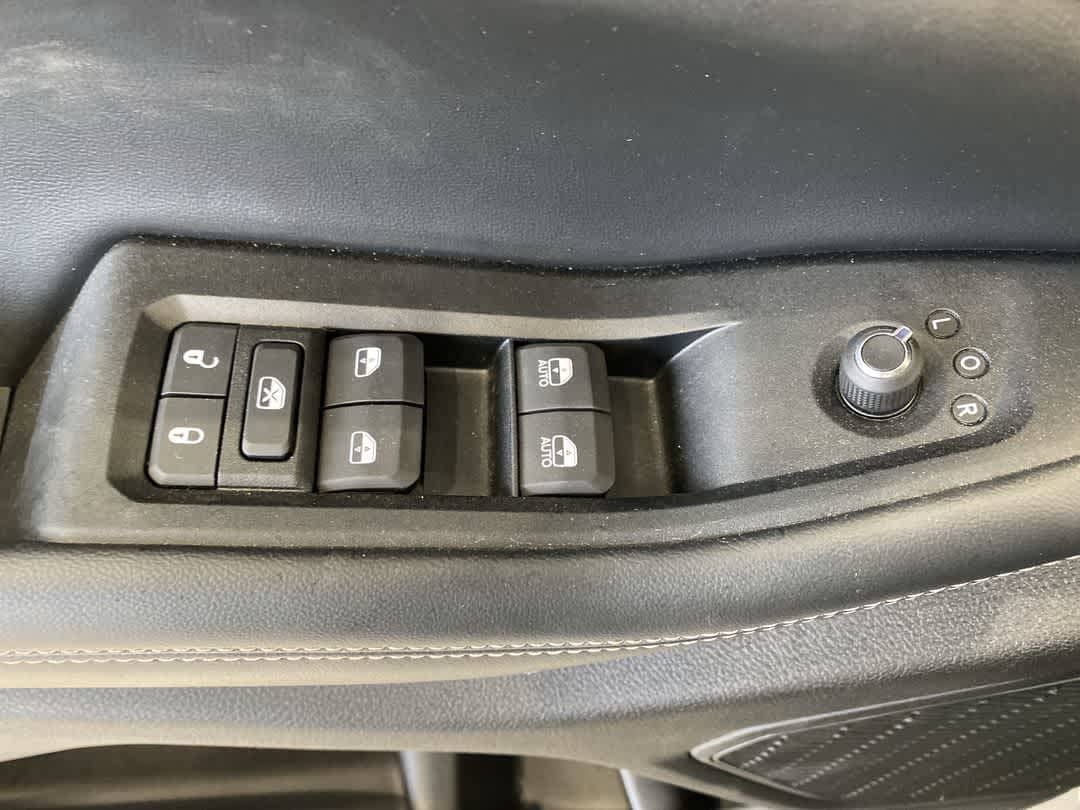 Thumbnail: 2024 Jeep Grand Cherokee - 13