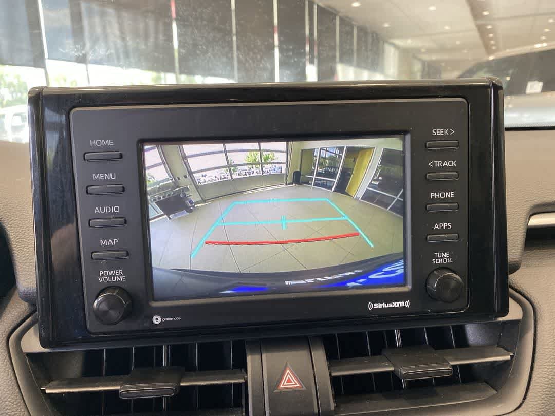 Thumbnail: 2020 Toyota RAV4 - 20
