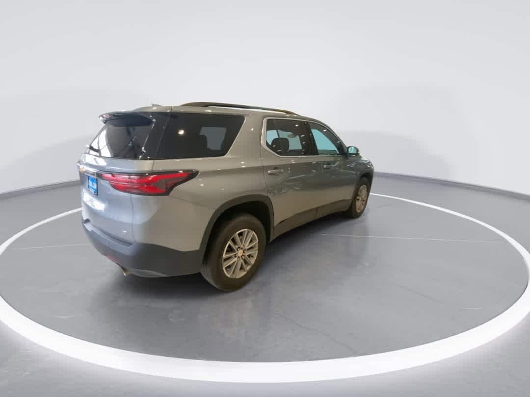 Thumbnail: 2023 Chevrolet Traverse - 8