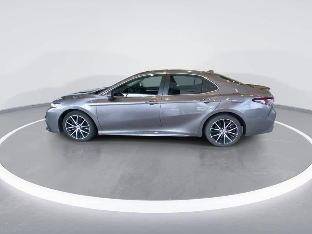 Thumbnail: 2021 Toyota Camry - 5