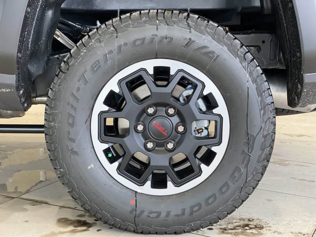 Thumbnail: 2025 Toyota Tacoma - 12