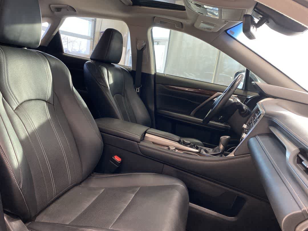 Thumbnail: 2017 Lexus RX - 24