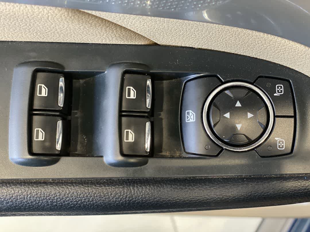 Thumbnail: 2017 Ford Explorer - 16