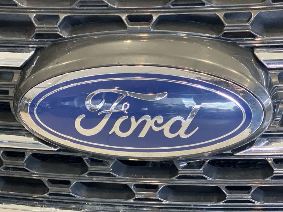 Thumbnail: 2022 Ford Explorer - 10