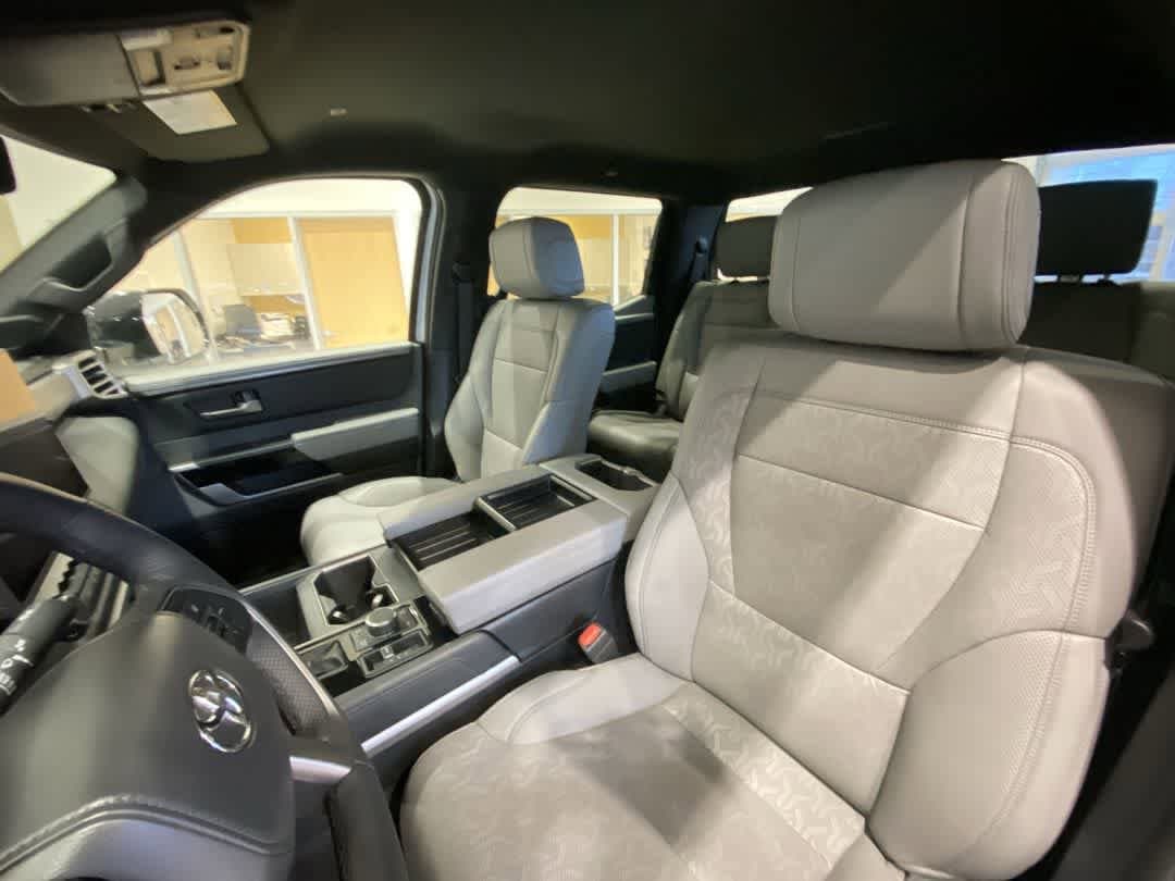 Thumbnail: 2025 Toyota Tundra - 13