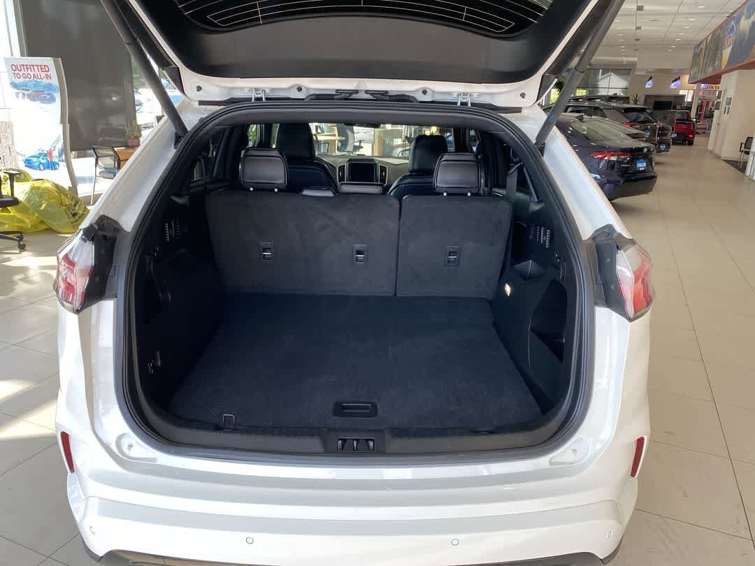 Thumbnail: 2024 Ford Edge - 24