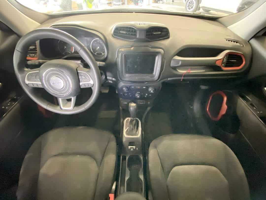 Thumbnail: 2018 Jeep Renegade - 24