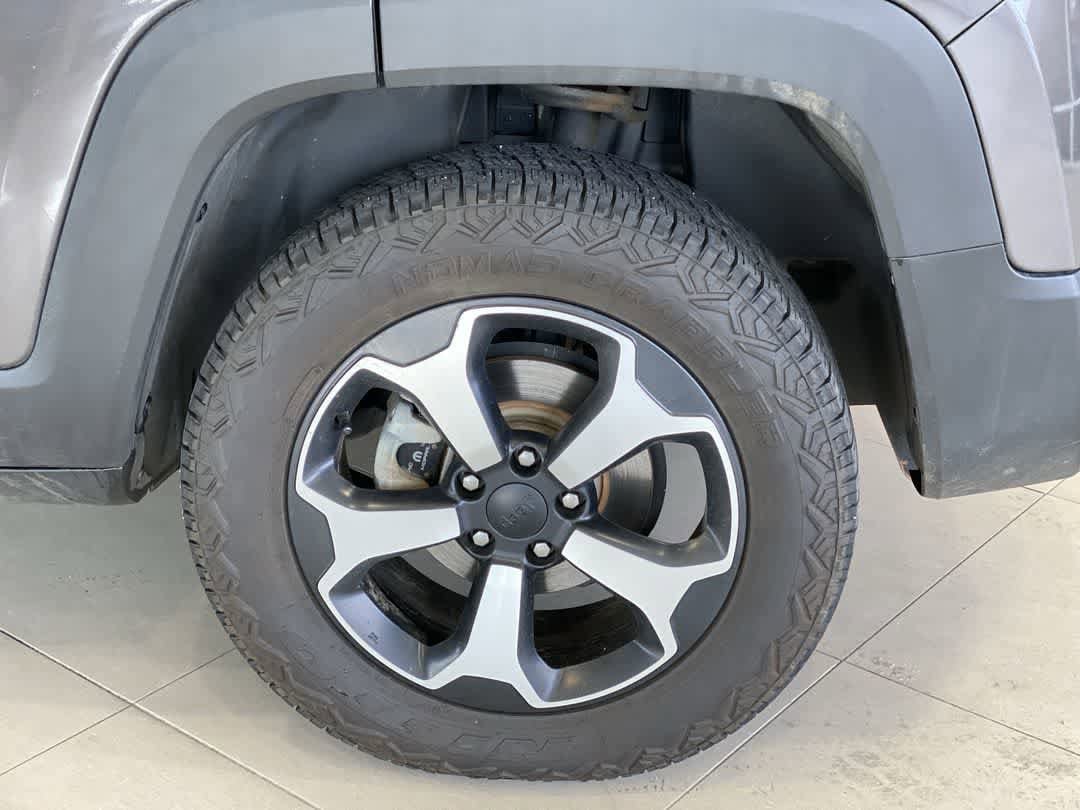 Thumbnail: 2020 Jeep Renegade - 13