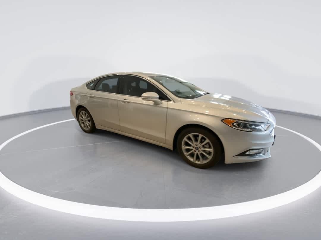 Thumbnail: 2017 Ford Fusion - 2