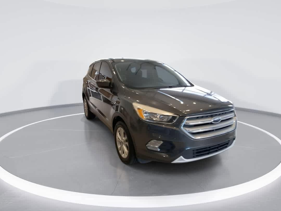 Thumbnail: 2019 Ford Escape - 3