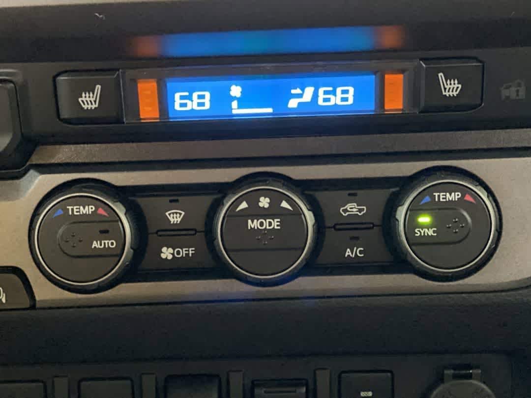 Thumbnail: 2021 Toyota Tacoma - 22