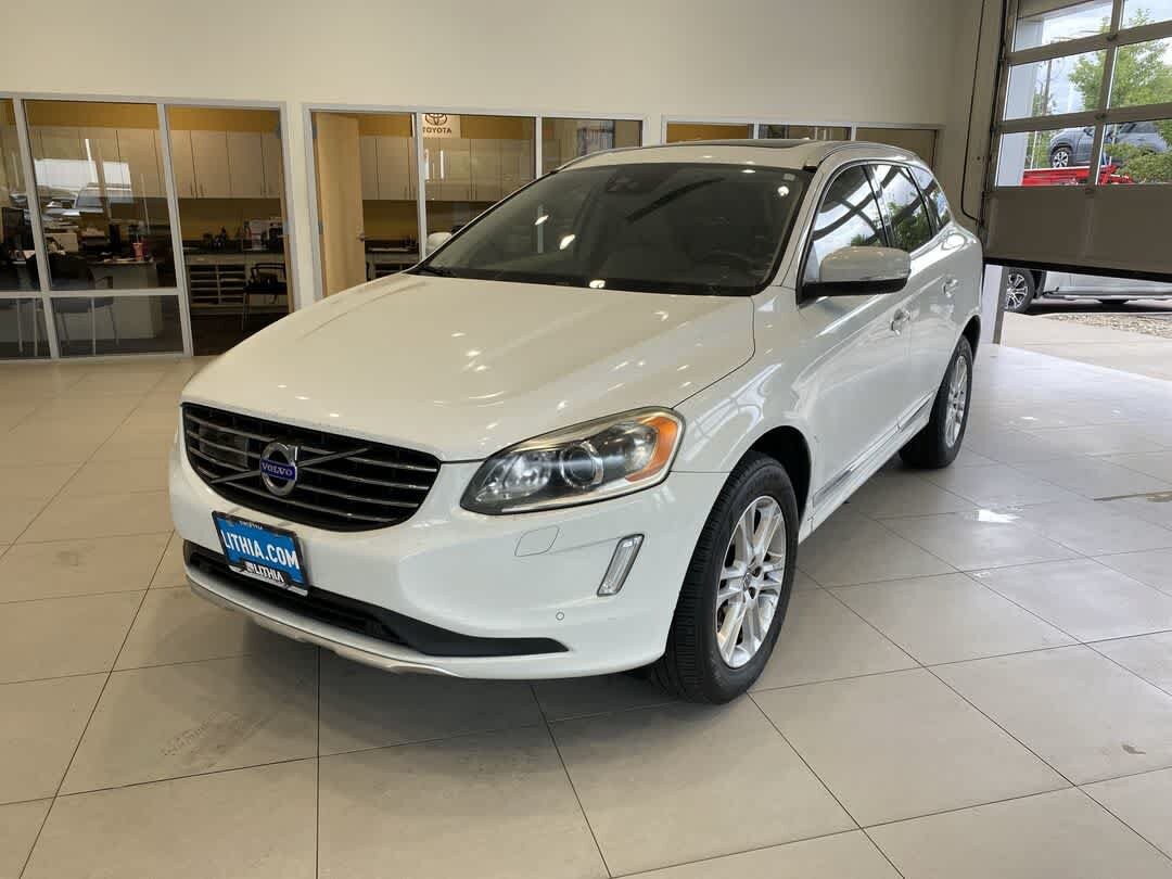 2015 Volvo XC60 T5 Platinum (2015.5)