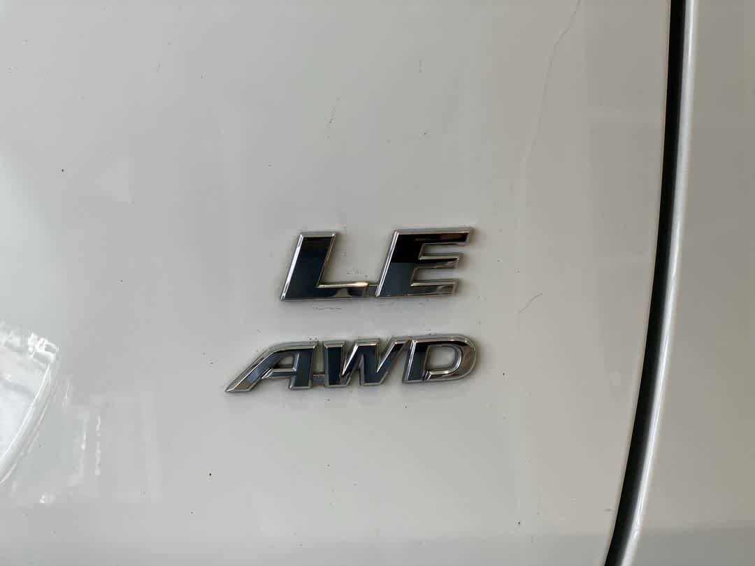 Thumbnail: 2024 Toyota RAV4 - 12