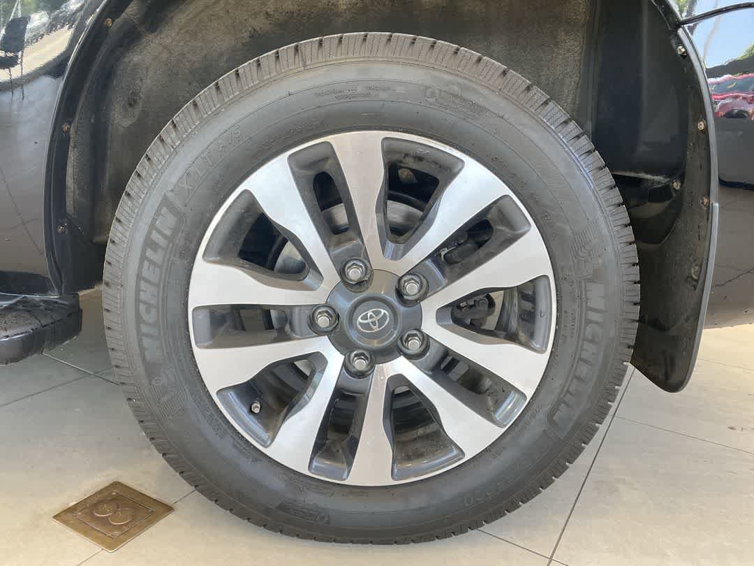 Thumbnail: 2021 Toyota Sequoia - 12