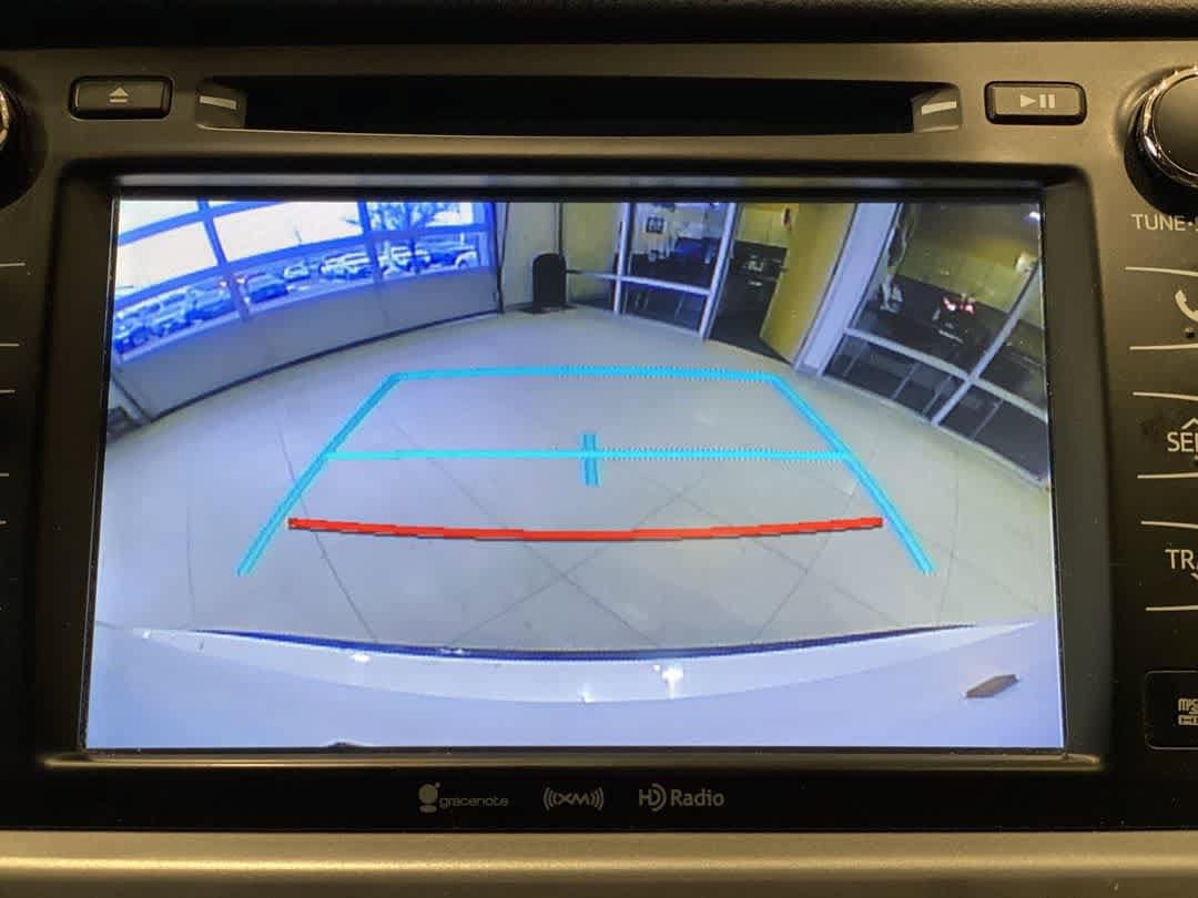 Thumbnail: 2018 Toyota Highlander - 21