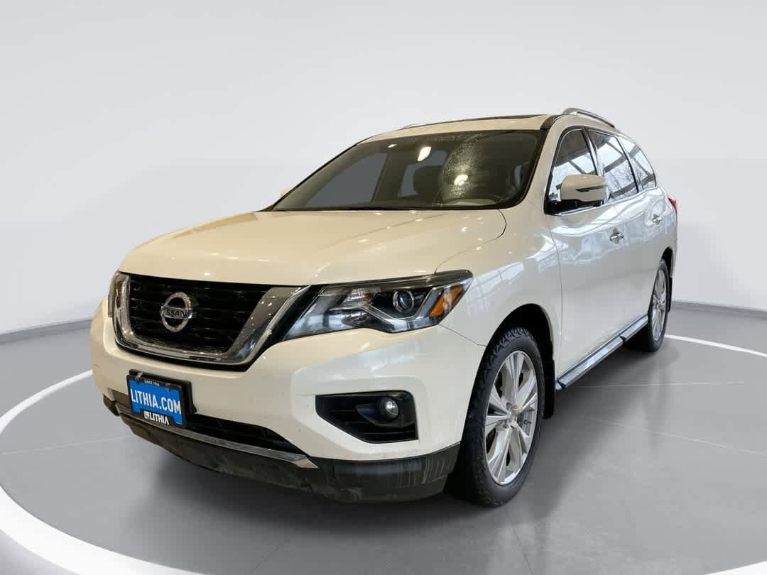 2019 Nissan Pathfinder SL