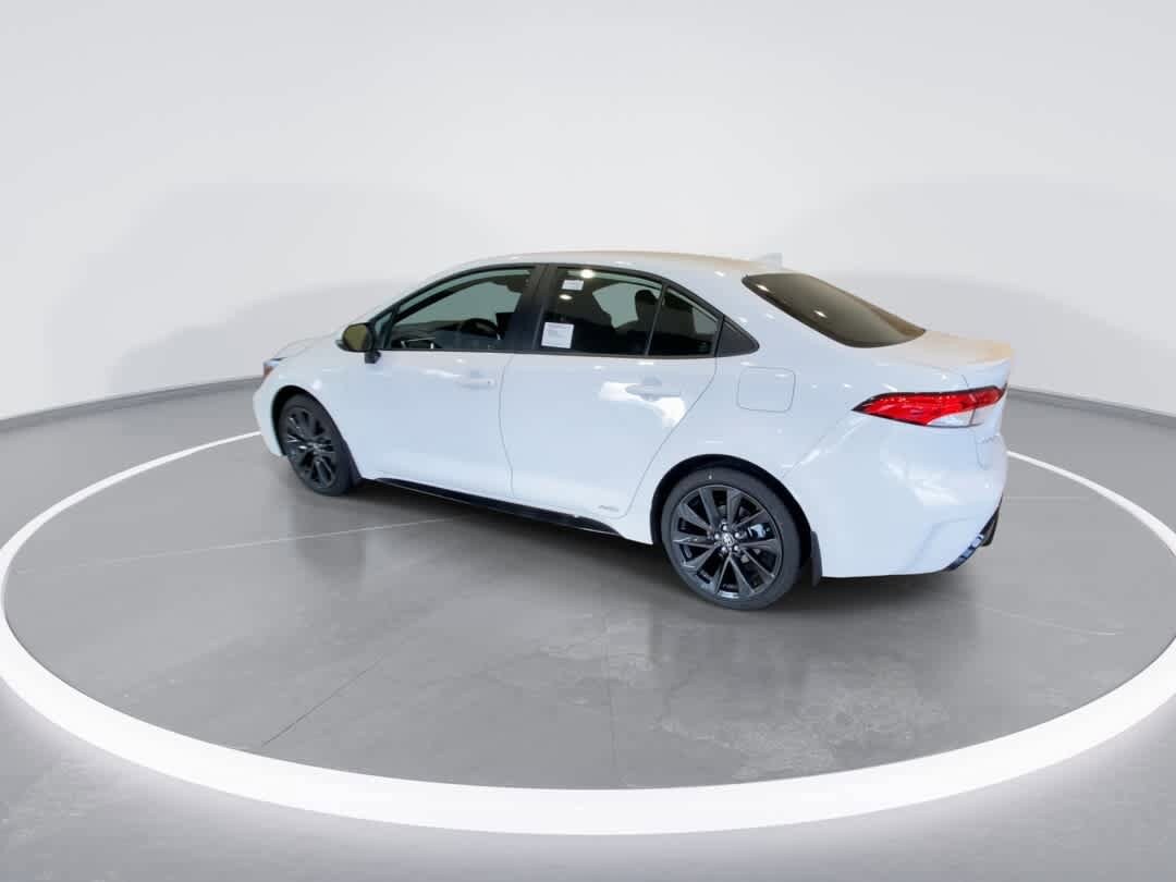 Thumbnail: 2026 Toyota Corolla - 6