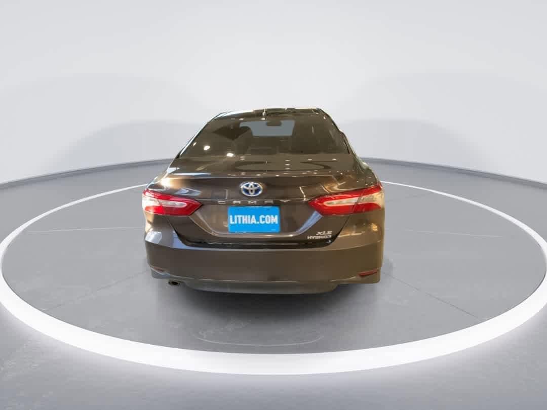 Thumbnail: 2018 Toyota Camry - 7