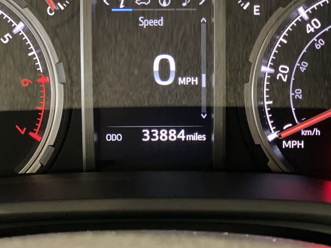 Thumbnail: 2022 Toyota 4Runner - 15