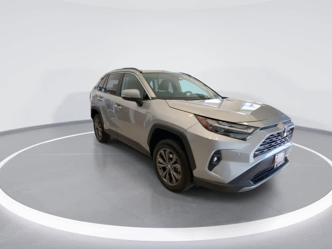 Thumbnail: 2024 Toyota RAV4 - 2