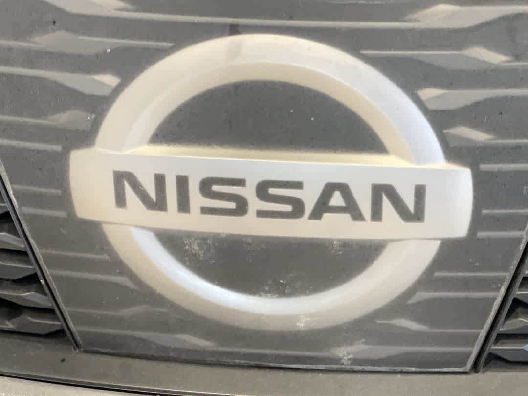 Thumbnail: 2017 Nissan Rogue - 10