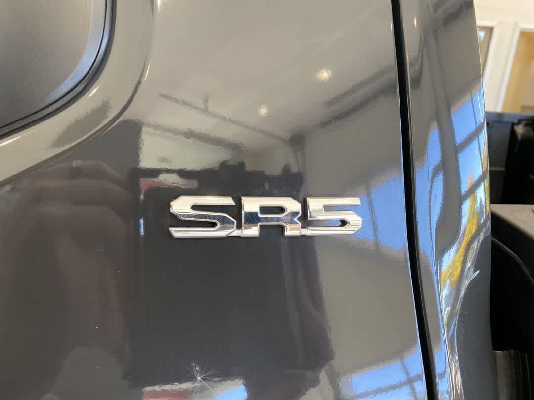 Thumbnail: 2025 Toyota Tacoma - 11