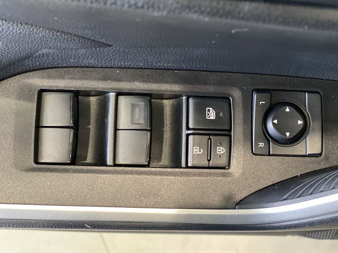 Thumbnail: 2025 Toyota RAV4 - 16