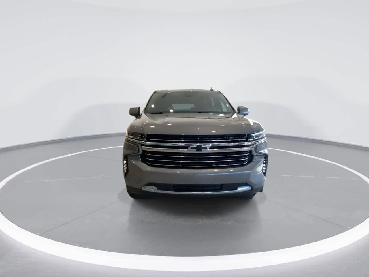 Thumbnail: 2021 Chevrolet Suburban - 3