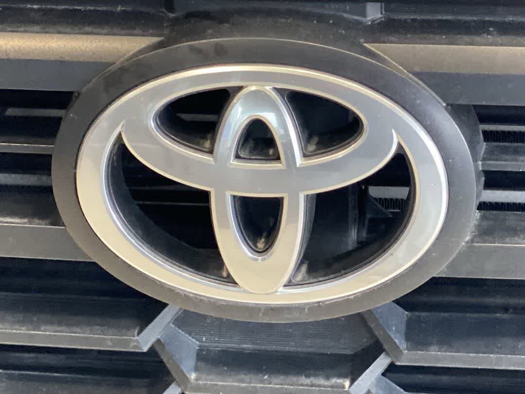 Thumbnail: 2024 Toyota Tacoma - 10
