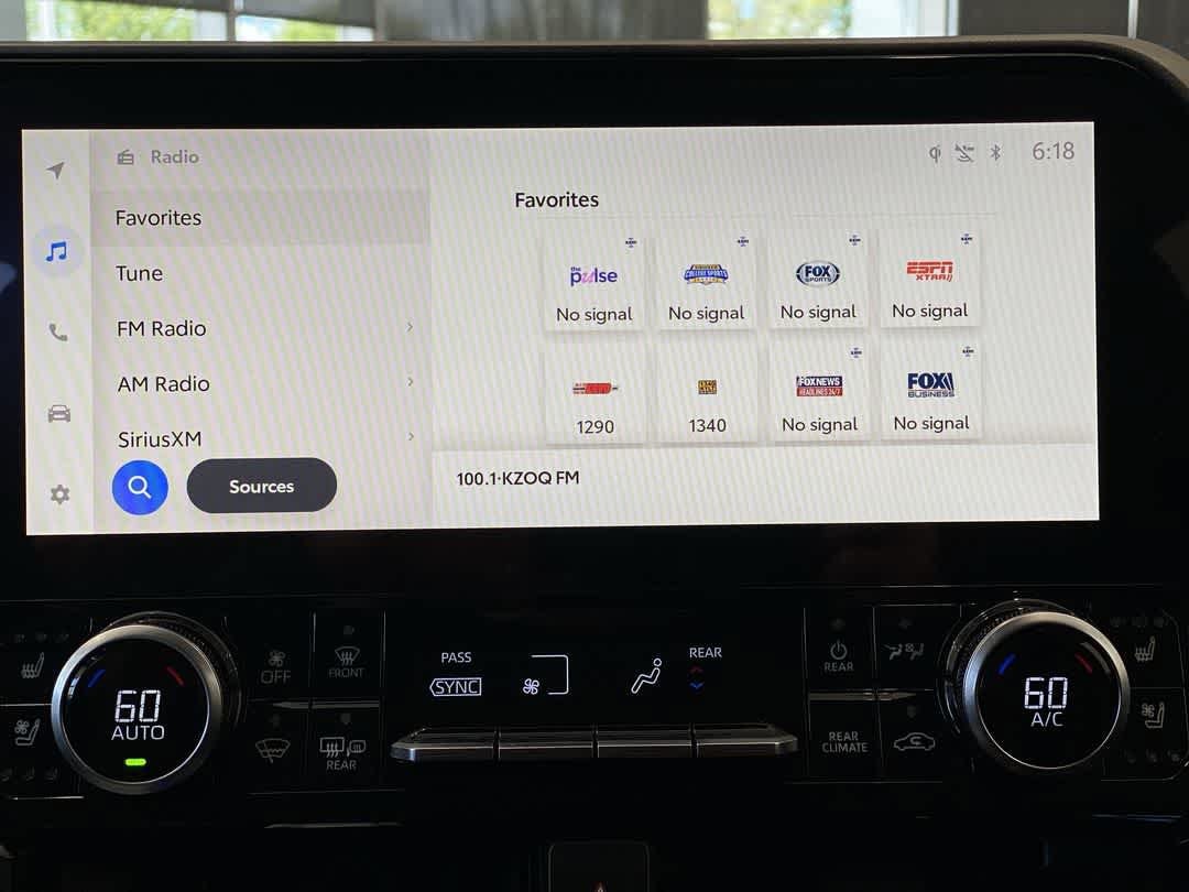 Thumbnail: 2023 Toyota Highlander - 19