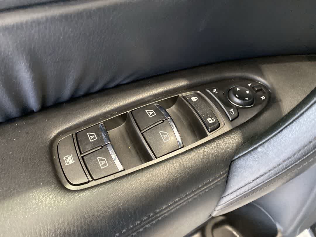 Thumbnail: 2022 Nissan Armada - 13