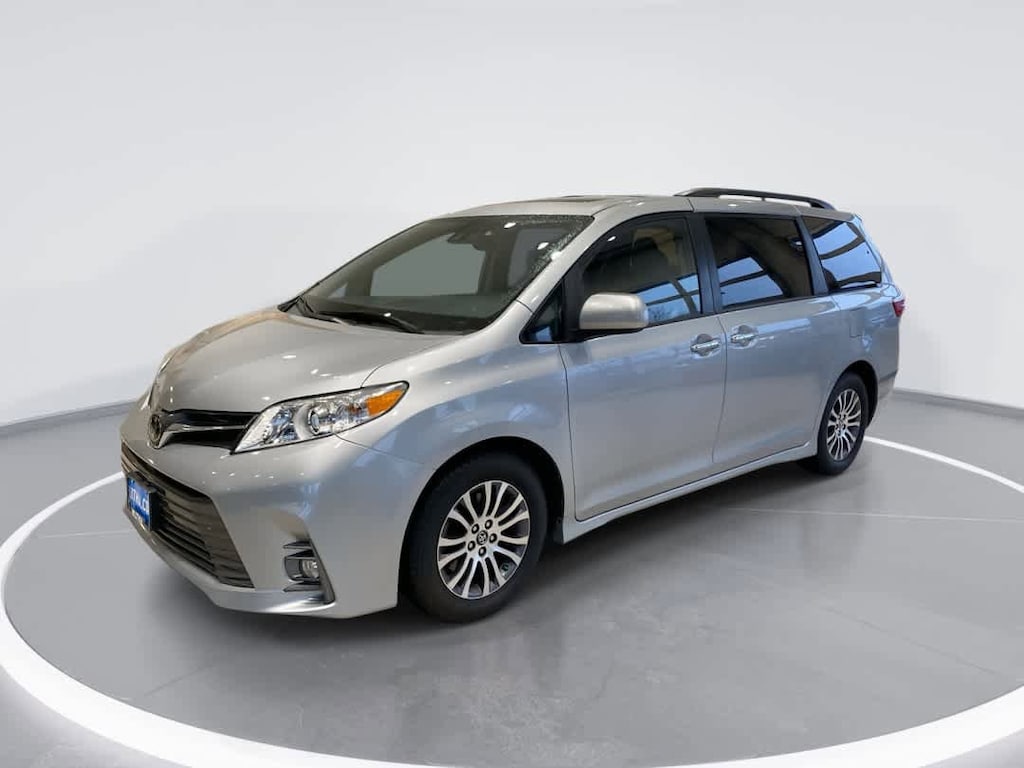 Used 2019 Toyota Sienna XLE 8 Passenger Van