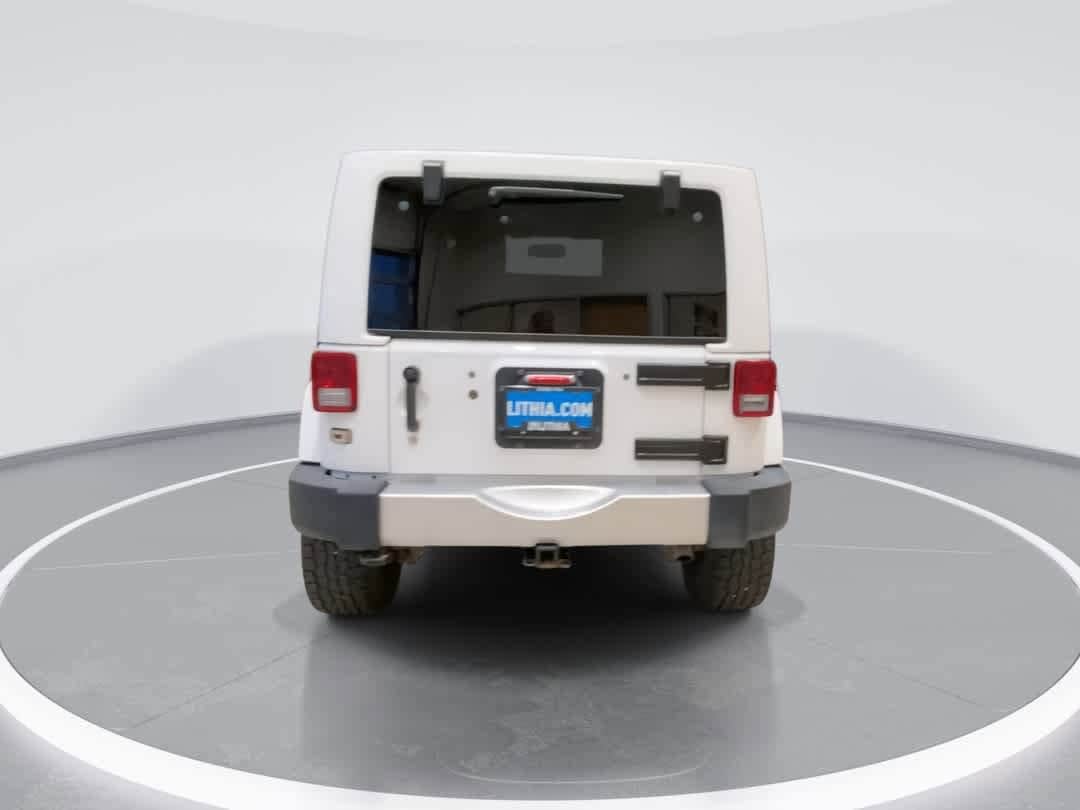 Thumbnail: 2015 Jeep Wrangler - 7