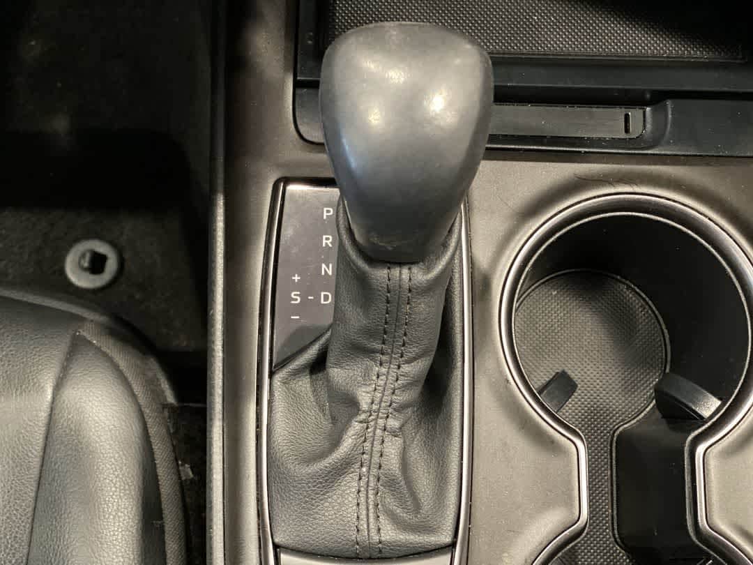 Thumbnail: 2023 Toyota Camry - 22