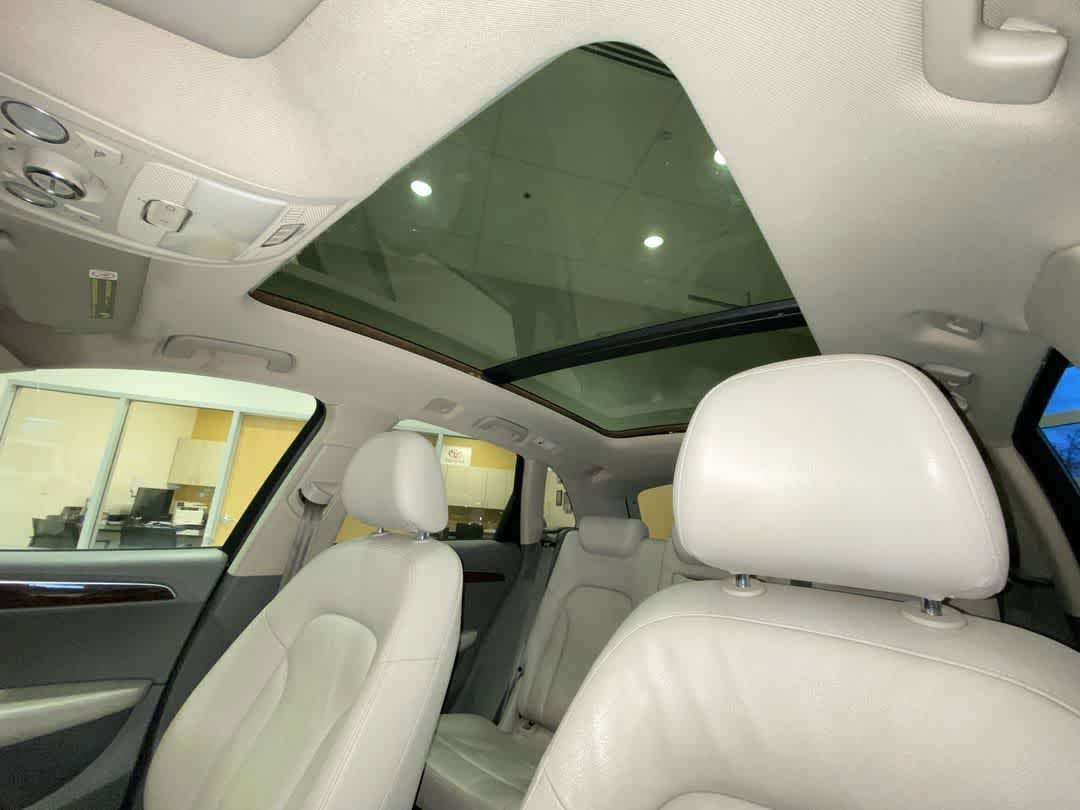 Thumbnail: 2010 Audi Q5 - 24