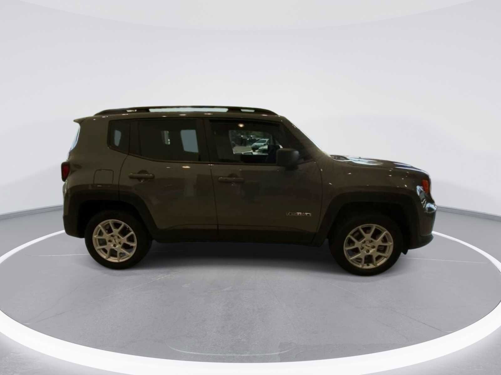 Used 2022 Jeep Renegade Latitude with VIN ZACNJDB12NPN80222 for sale in Missoula, MT